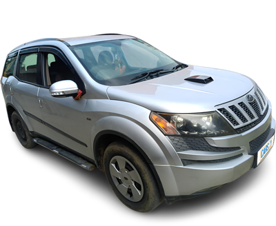Mahindra XUV500-img